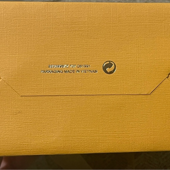 Louis Vuitton Shopping Bag and Box - Picture 5 of 6